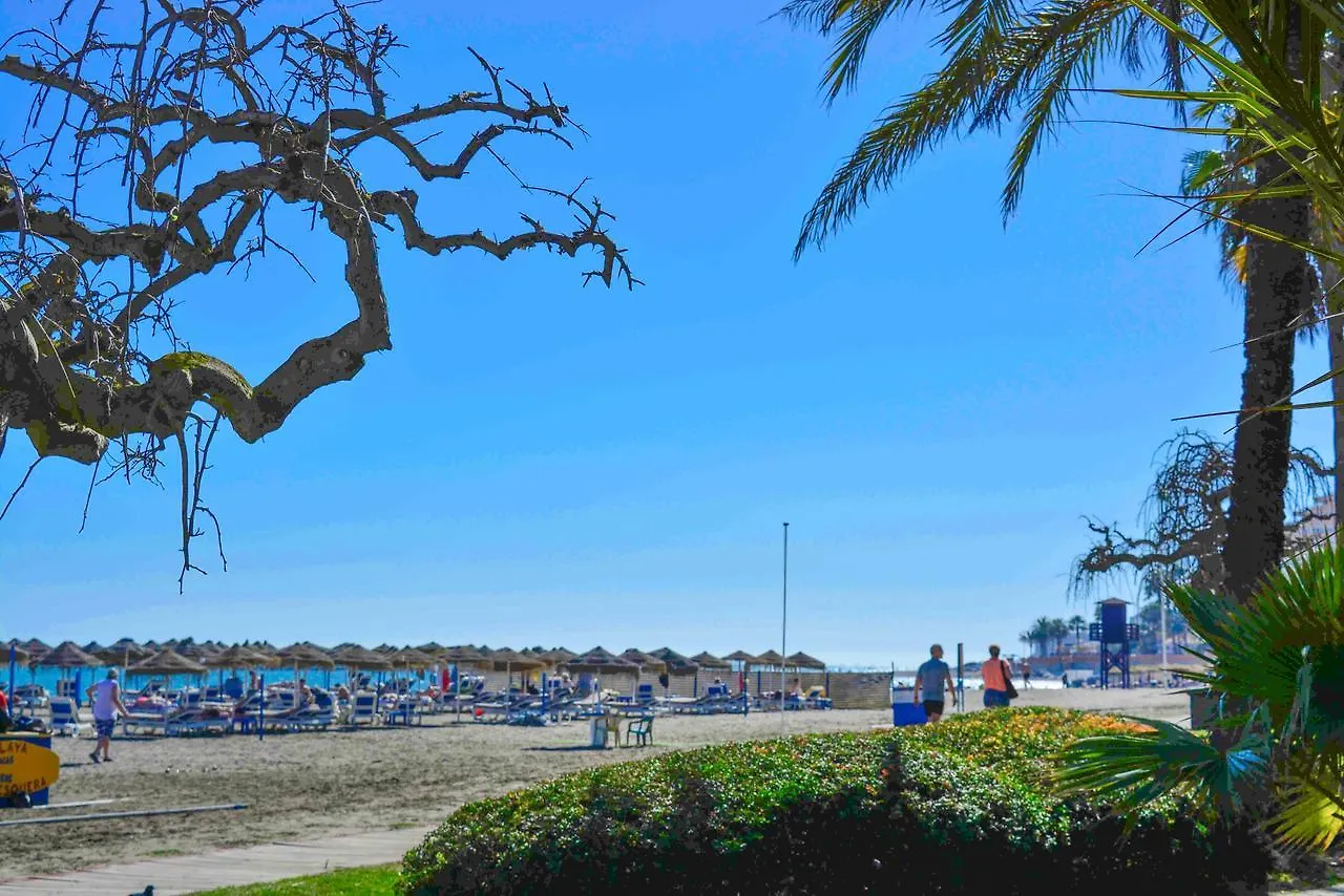 Aloha Playa Benalmadena Canovas İspanya