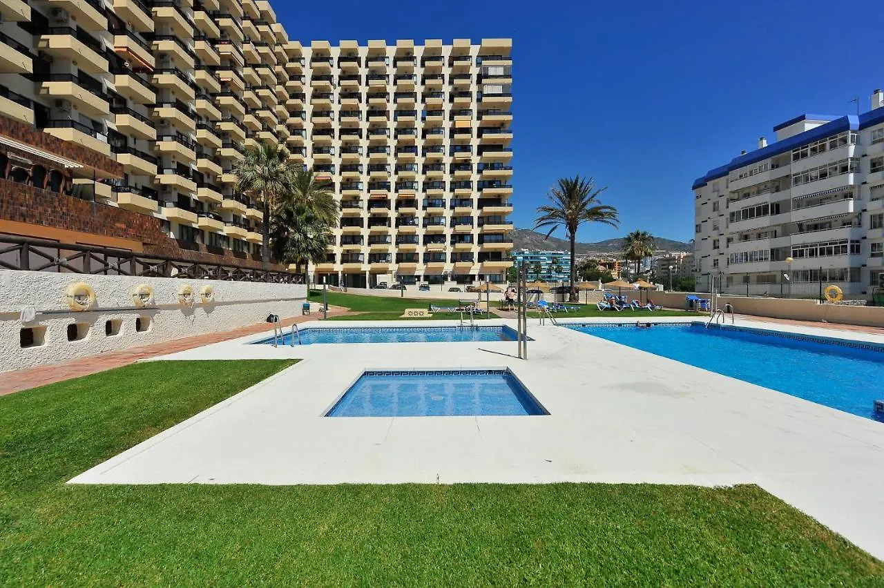 Aloha Playa Benalmadena Canovas İspanya