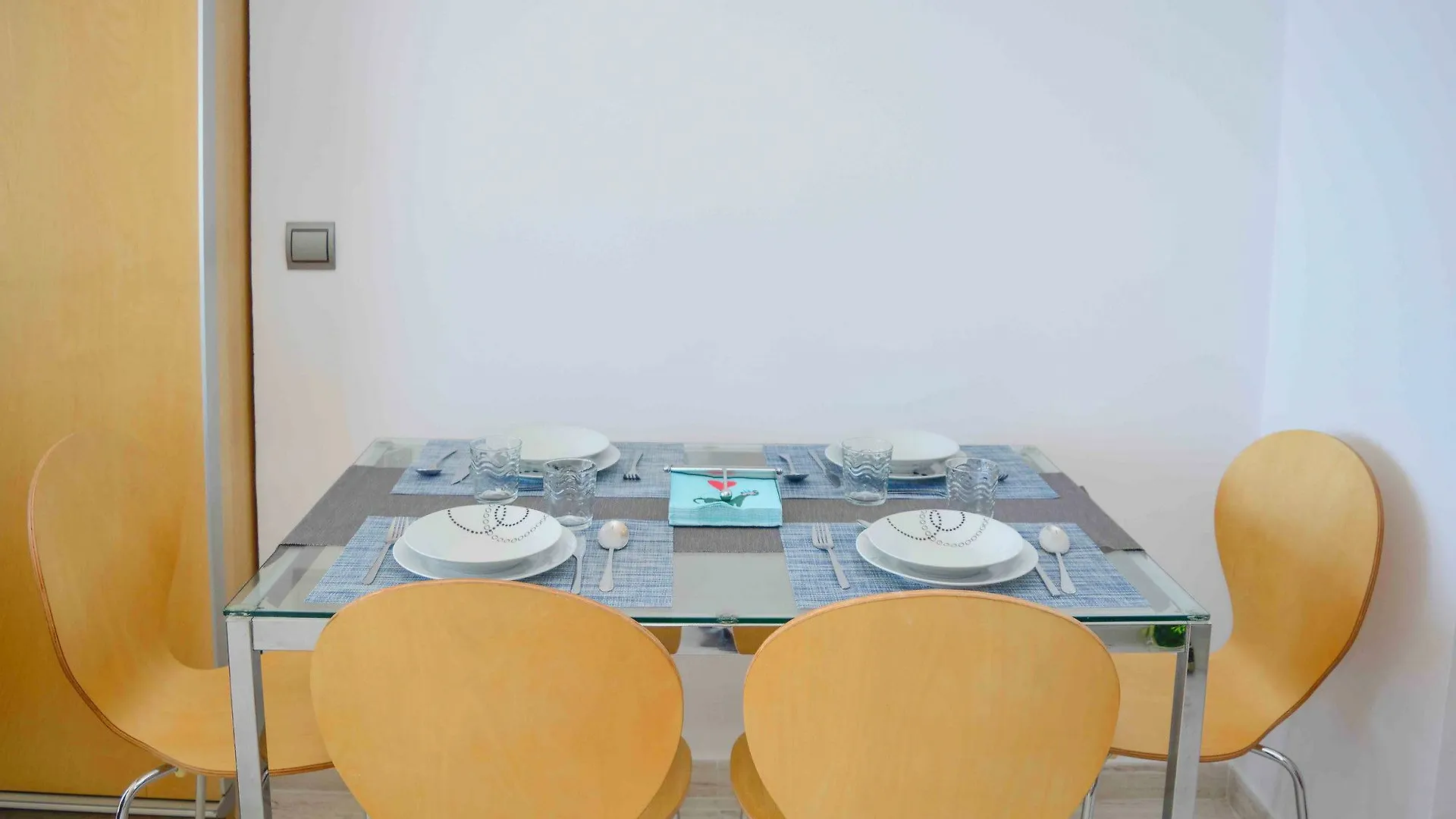 Apartment Aloha Playa Benalmadena Canovas Spain