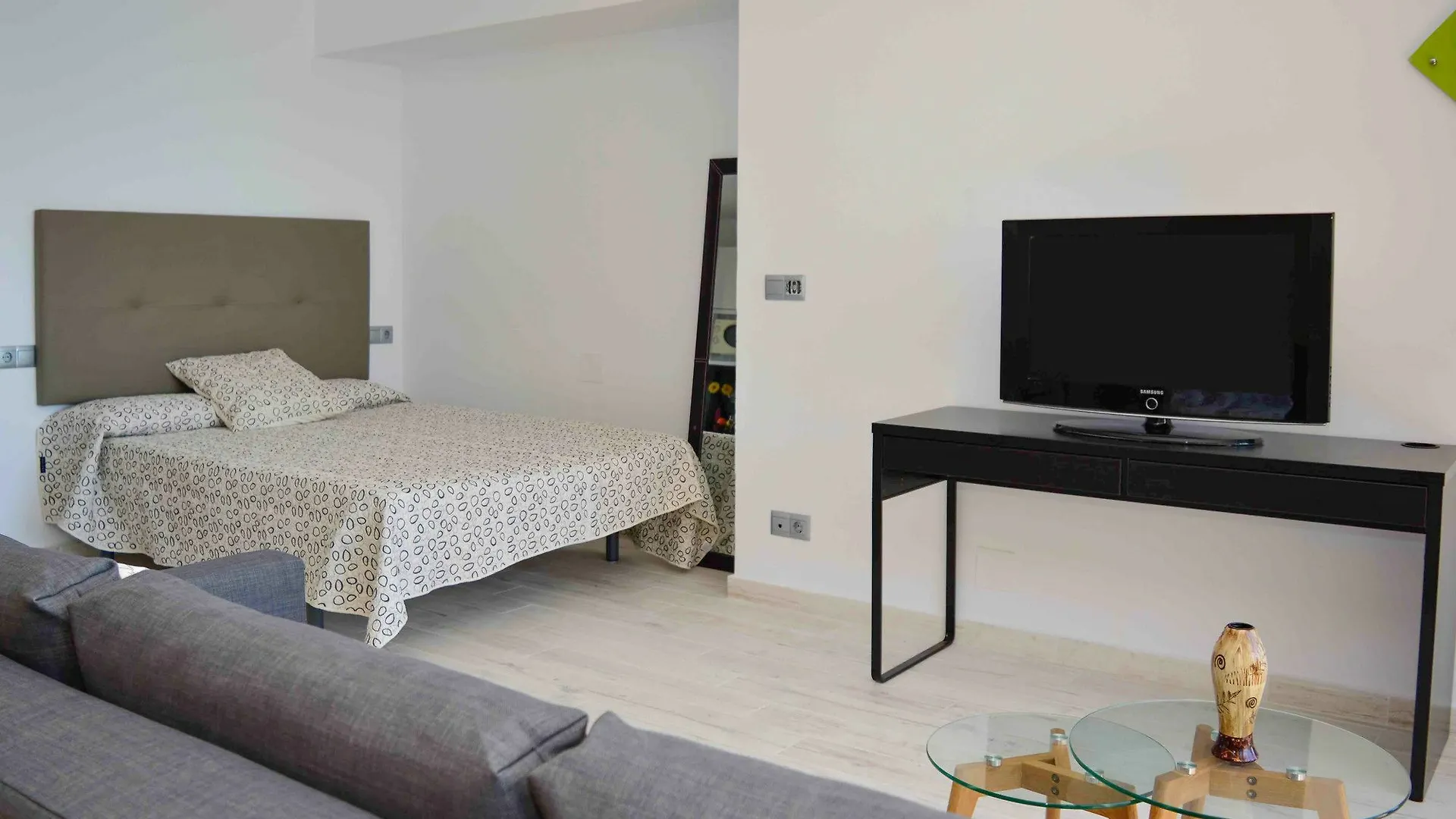 Apartment Aloha Playa Benalmadena Canovas Spain